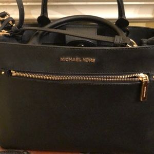 Meet your Posher, Georgette